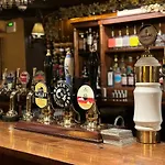 The George 4*