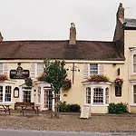 The George 4*