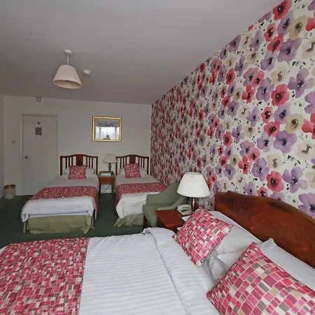 Inn The George