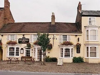 The George 4*