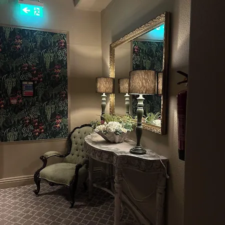 The George بيت ريفي إيسينغولد